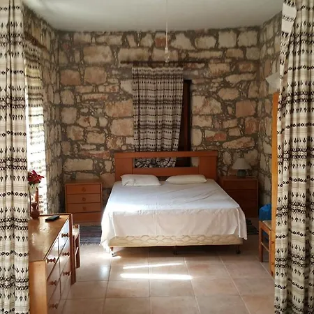 Homestay Arodes 1 Kato Arodhes