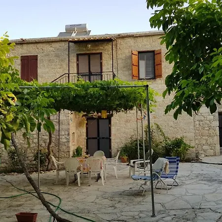 Homestay Arodes 1 Kato Arodhes