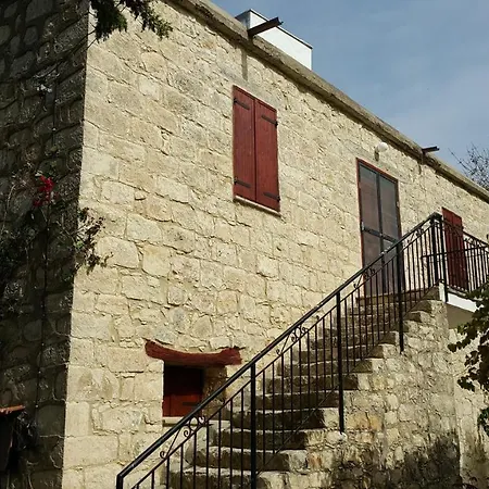 Homestay Arodes 1 Kato Arodhes