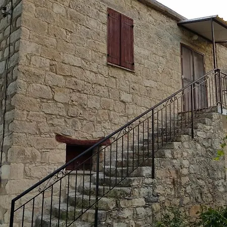 Homestay Arodes 1 Kato Arodhes