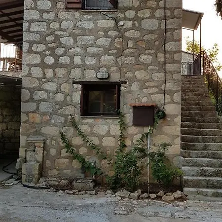 Arodes 1 Homestay Kato Arodhes